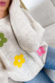 Pletený svetr s květy béžový M 99